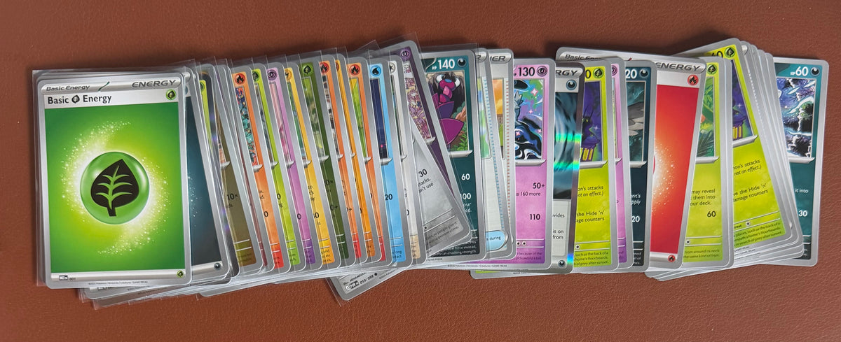 Pokémon Binder Builder Collection - 50 Authentic Cards
