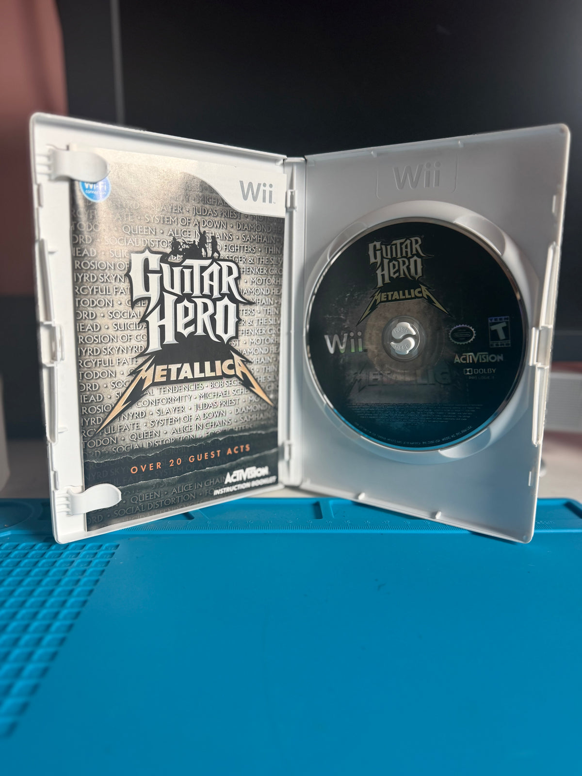 Guitar Hero Metallica - Nintendo Wii (CIB)
