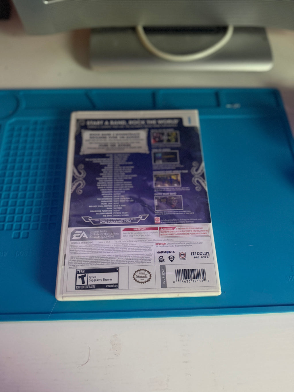 Rock Band 2 - Nintendo Wii (CIB)